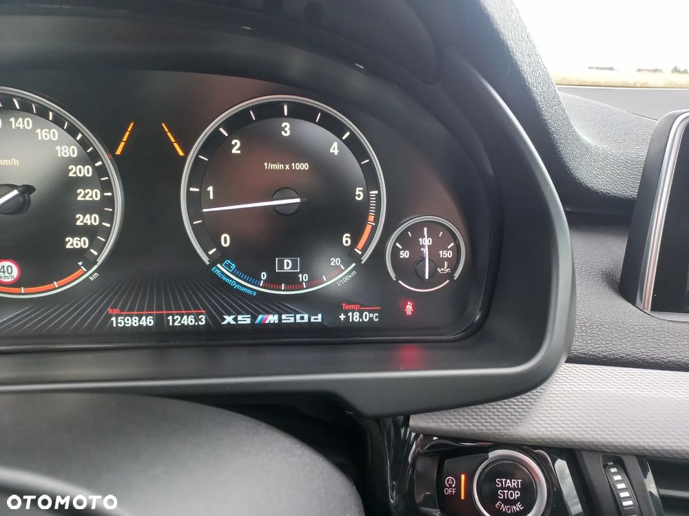 BMW X5 M M50d - 23