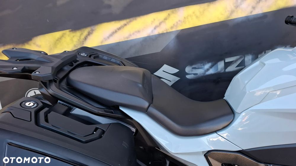 BMW XR - 17
