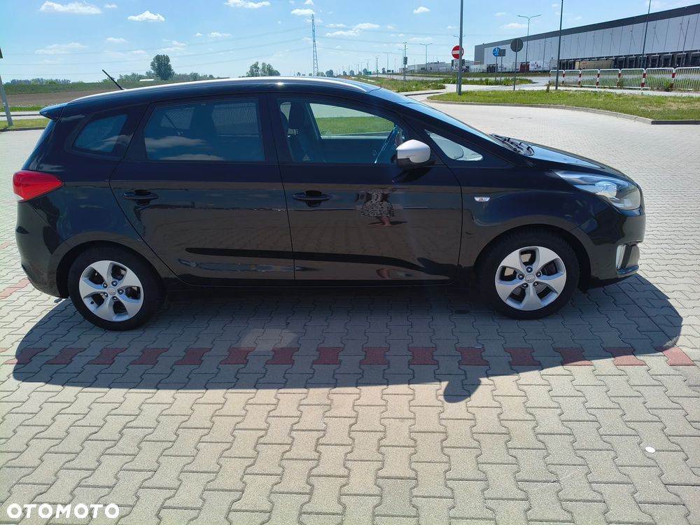 Kia Carens 1.7 CRDi Vision - 6