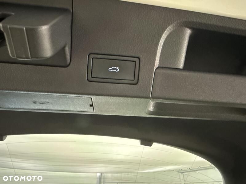 Volkswagen Arteon 2.0 TSI Elegance DSG - 21