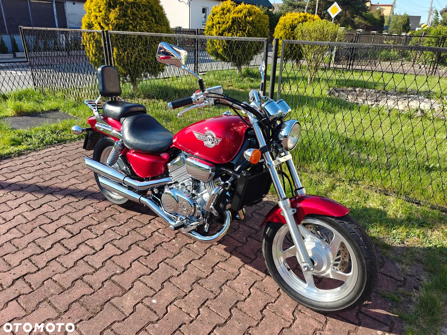 Honda VF - 2