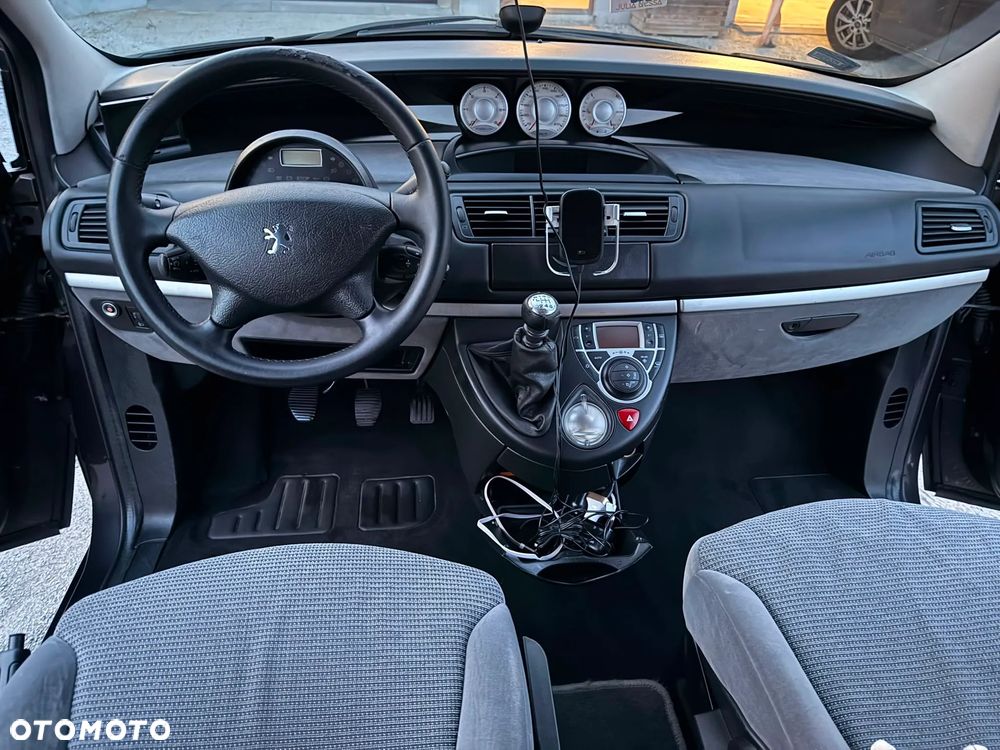 Peugeot 807 - 17