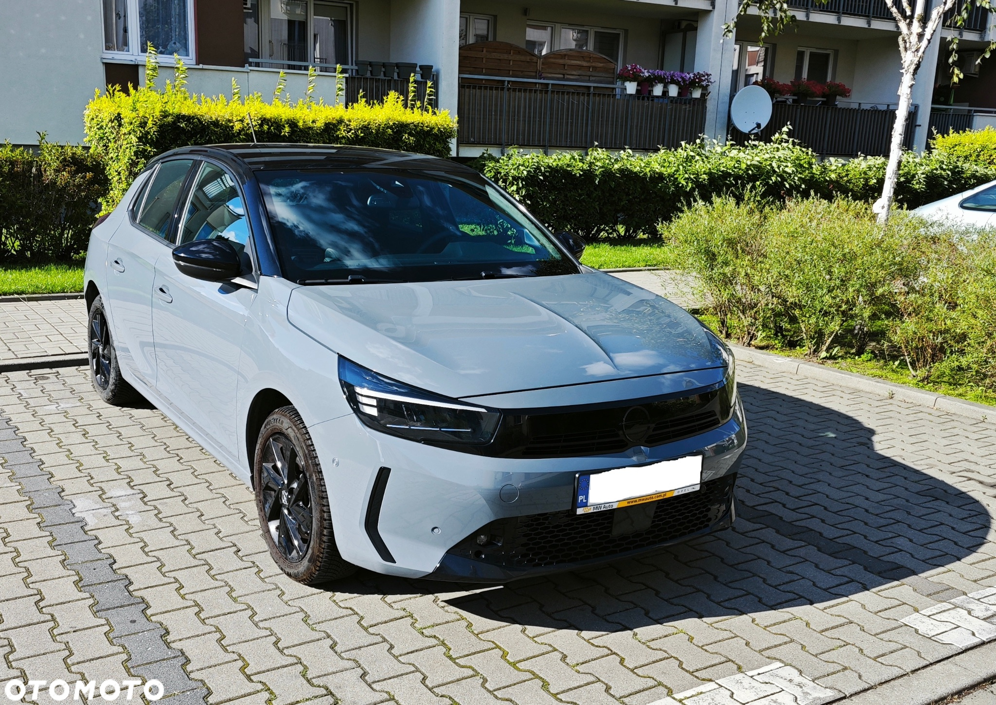 Opel Corsa 1.2 GS S&S - 2