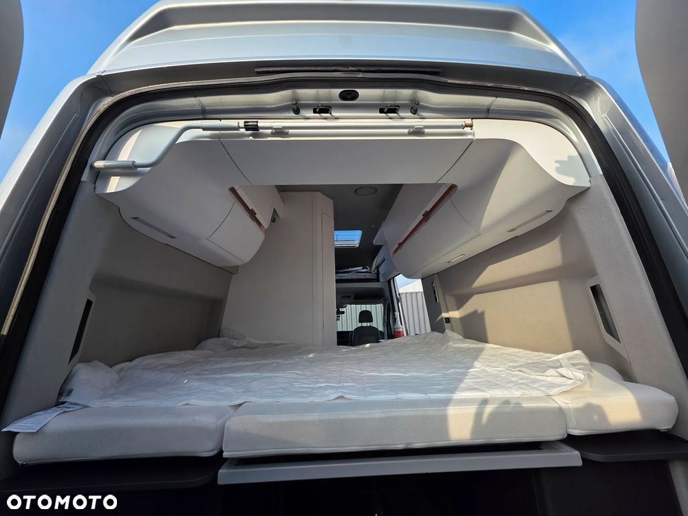 Volkswagen Grand California - 22