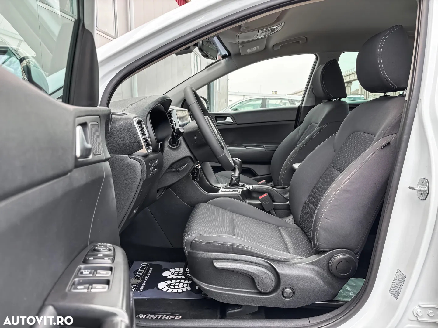 Kia Sportage - 8