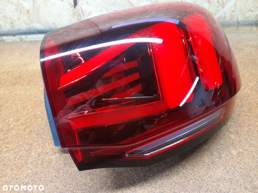 MG HS LIFT 22-25 LAMPA TYLNA PRAWA LED A30007R0100 EUROPA - 2