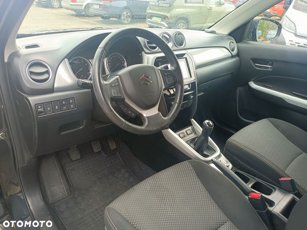 Suzuki Vitara 1.6 Premium 4WD - 9