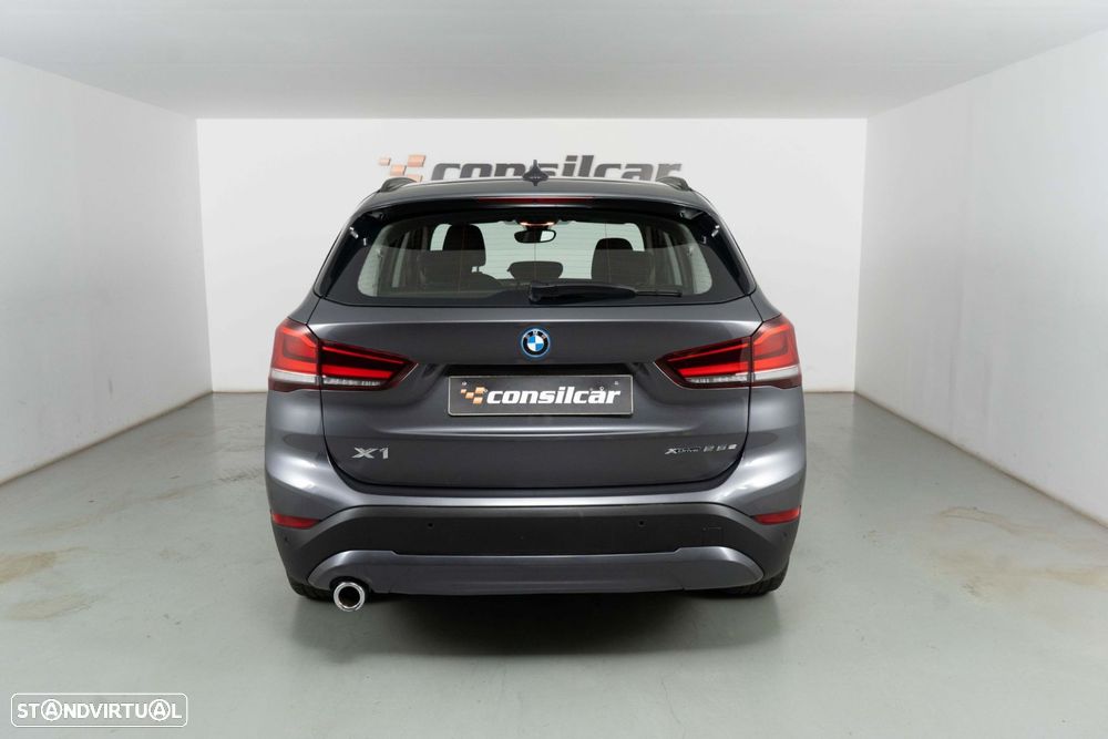 BMW X1 25 e xDrive Corporate Edition - 5