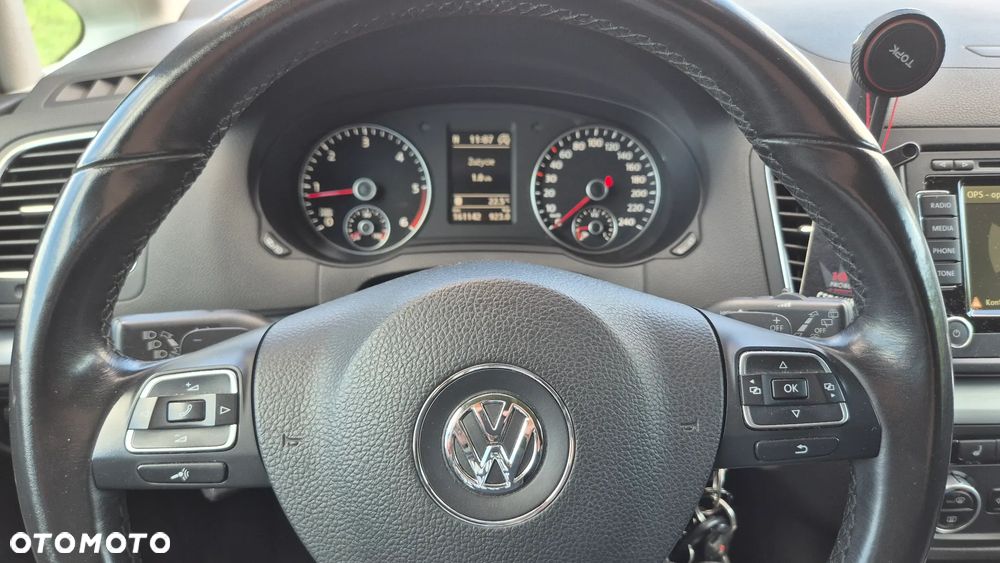 Volkswagen Sharan 2.0 TDI DSG BlueMotion Technology Highline - 15