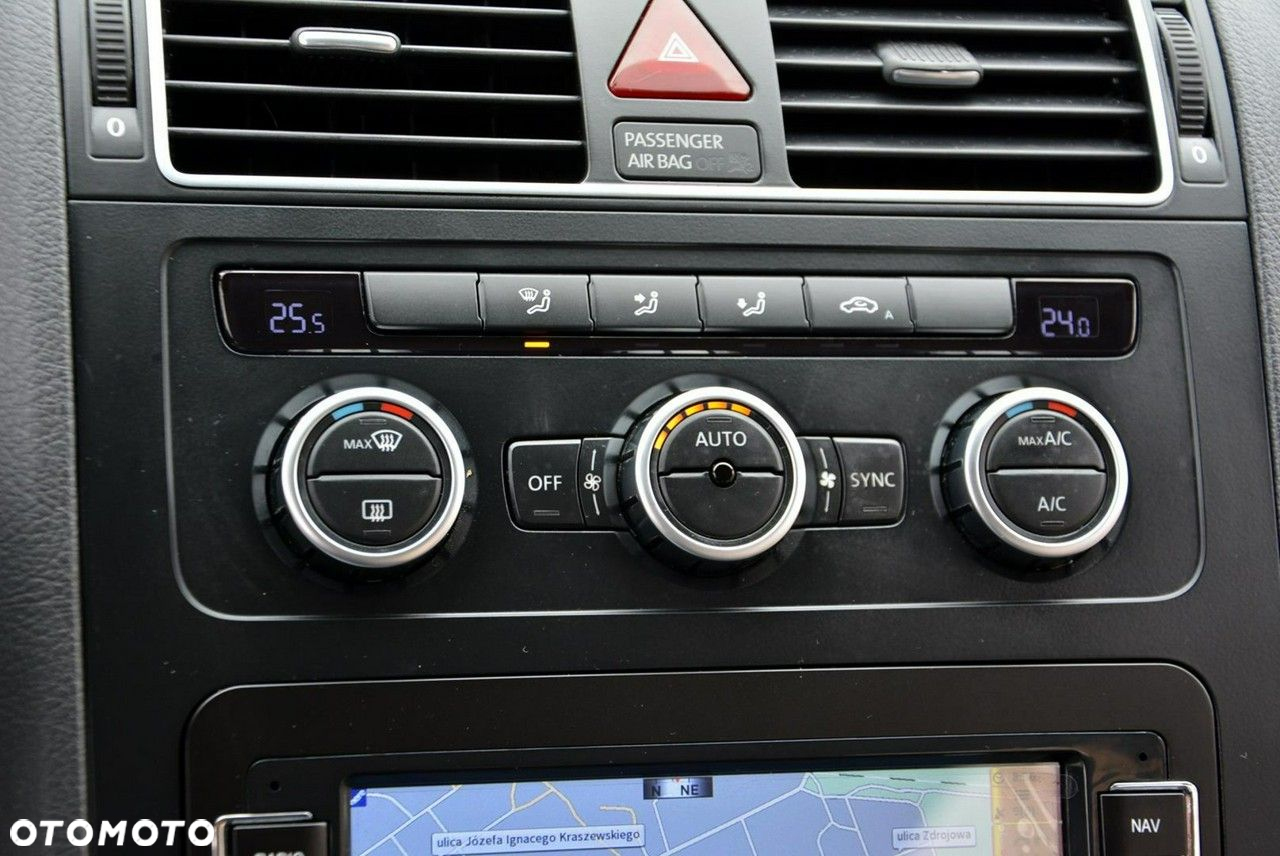 Volkswagen Touran 2.0 TDI DSG Freestyle - 26