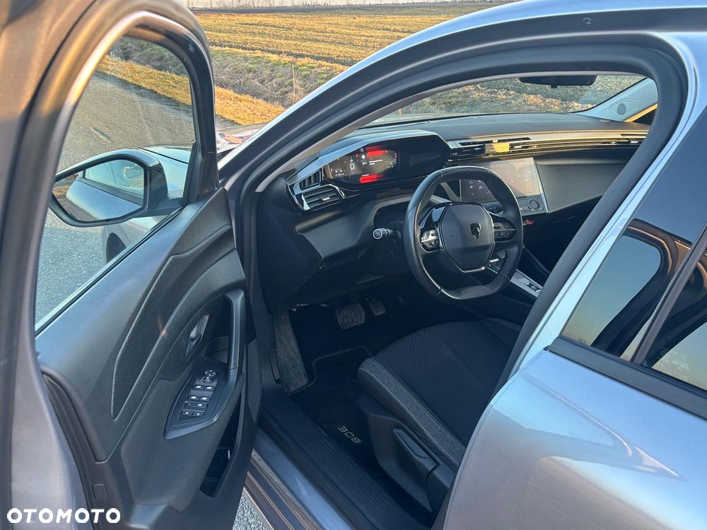 Peugeot 308 BlueHDi 130 EAT8 Style - 25