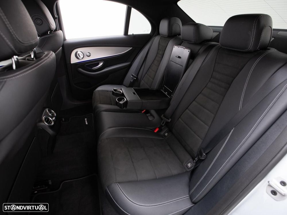 Mercedes-Benz E 300 de 9G-TRONIC - 11