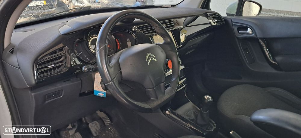 Citroën C3 1.2 PureTech Collection - 5
