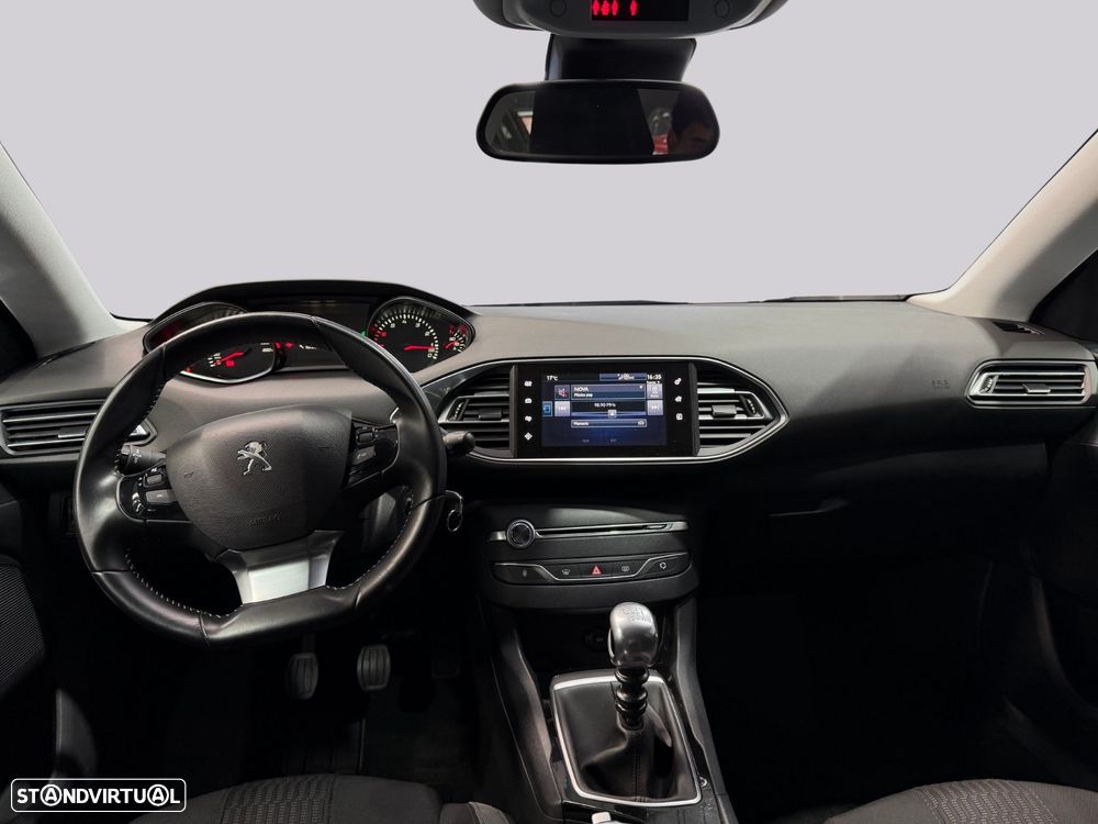 Peugeot 308 SW 1.2 PureTech Style - 16