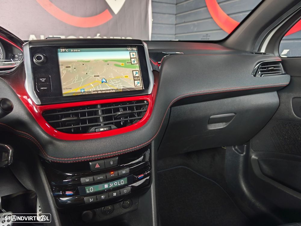 Peugeot 208 1.6 THP GTi - 16