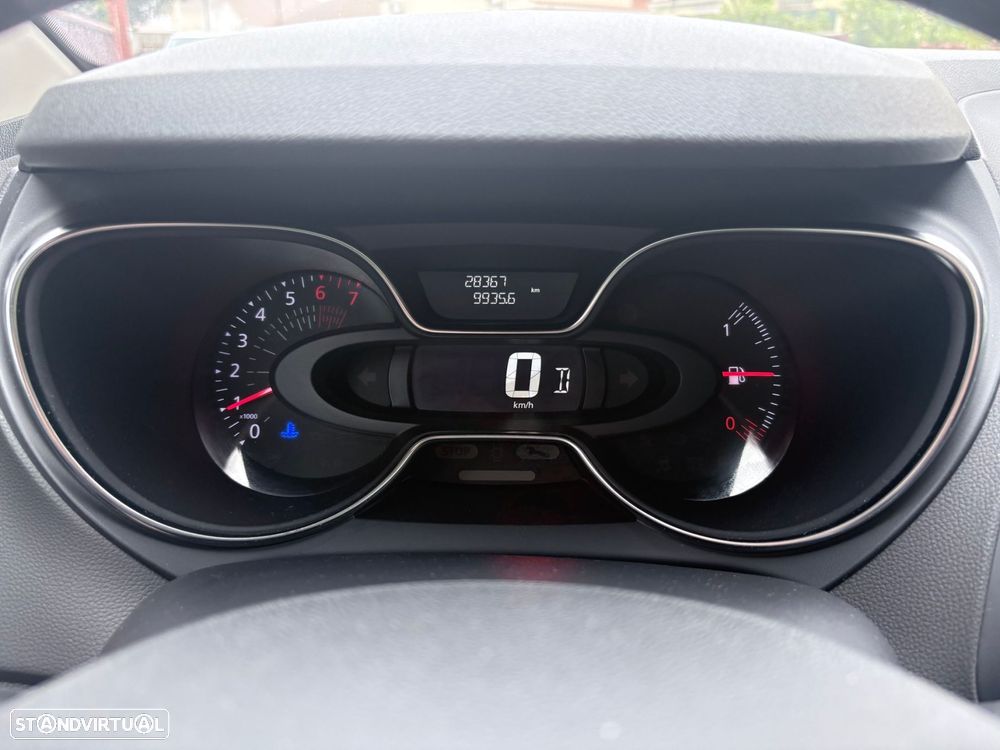 Renault Captur ENERGY TCe 120 EDC Experience - 44