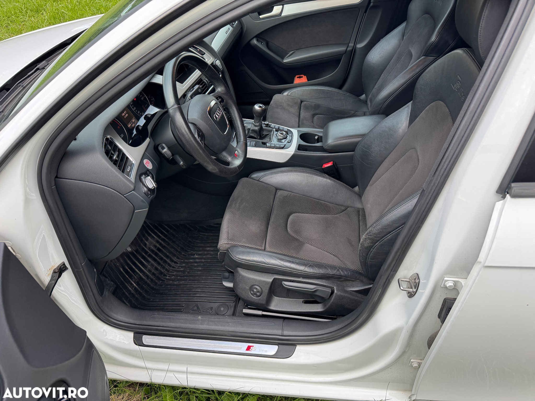 Audi A4 Avant 3.0 TDI DPF quattro S line Sportpaket (plus) - 25