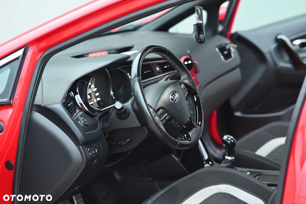 Kia Ceed 1.6 CRDi XL - 10