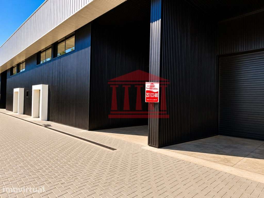 PAVILHÃO INDUSTRIAL - Grande imagem: 4/12