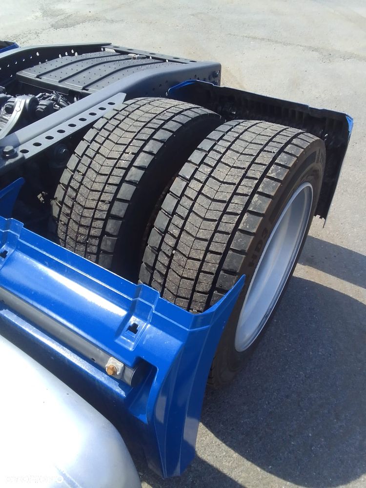 Mercedes-Benz Actros - 17