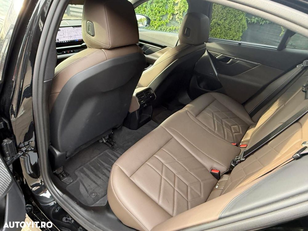 BMW Seria 5 530e AT PHEV - 12