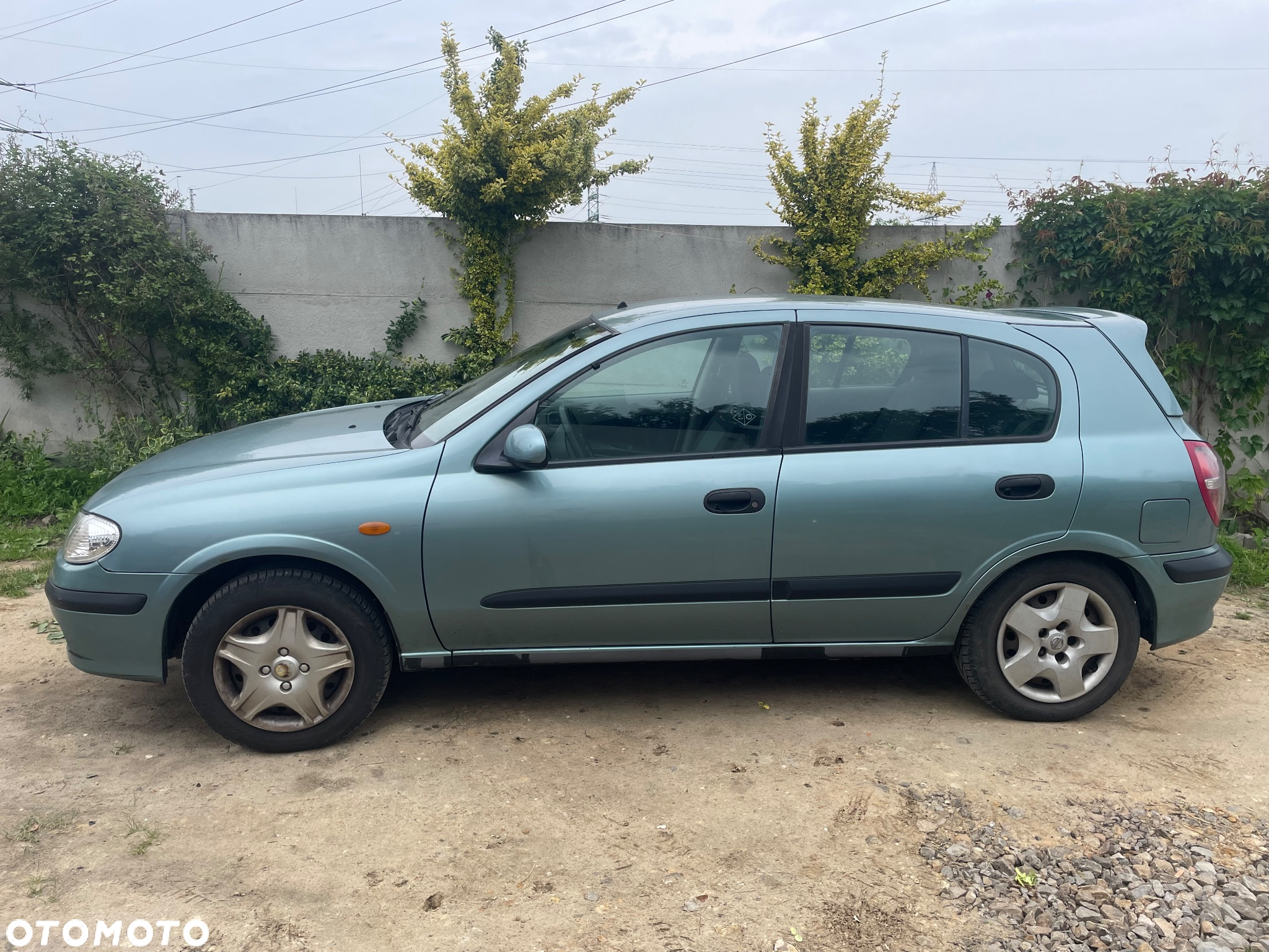 Nissan Almera - 9