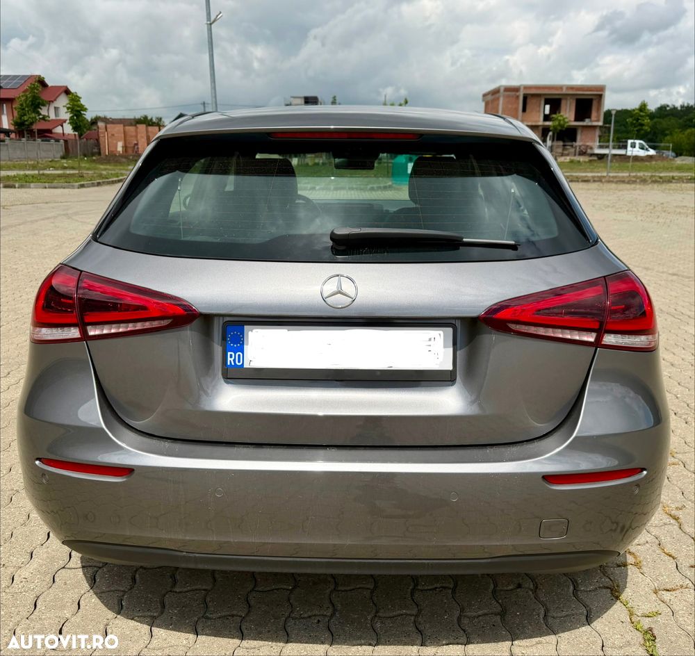 Mercedes-Benz A 180 d 7G-DCT - 11