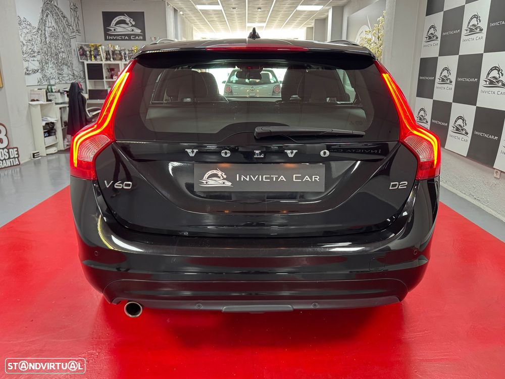 Volvo V60 D2 Momentum - 6