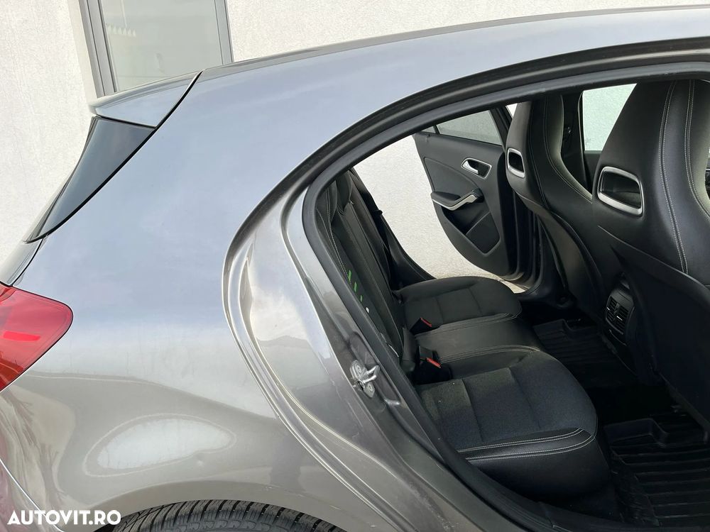 Mercedes-Benz A 180 d 7G DCT - 13