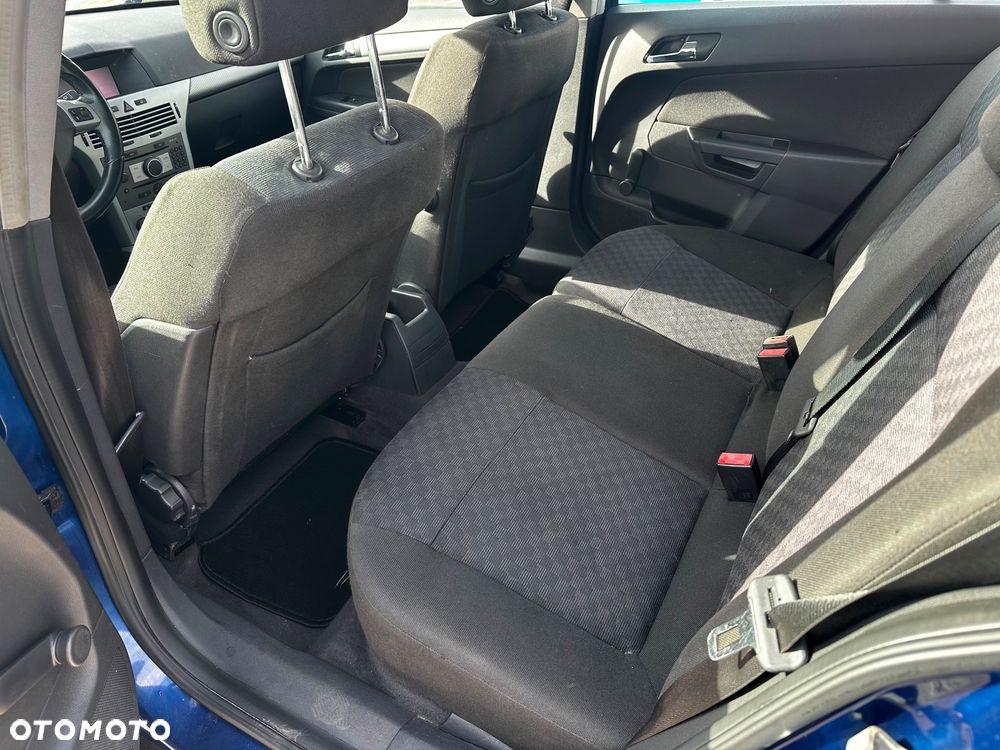 Opel Astra - 10