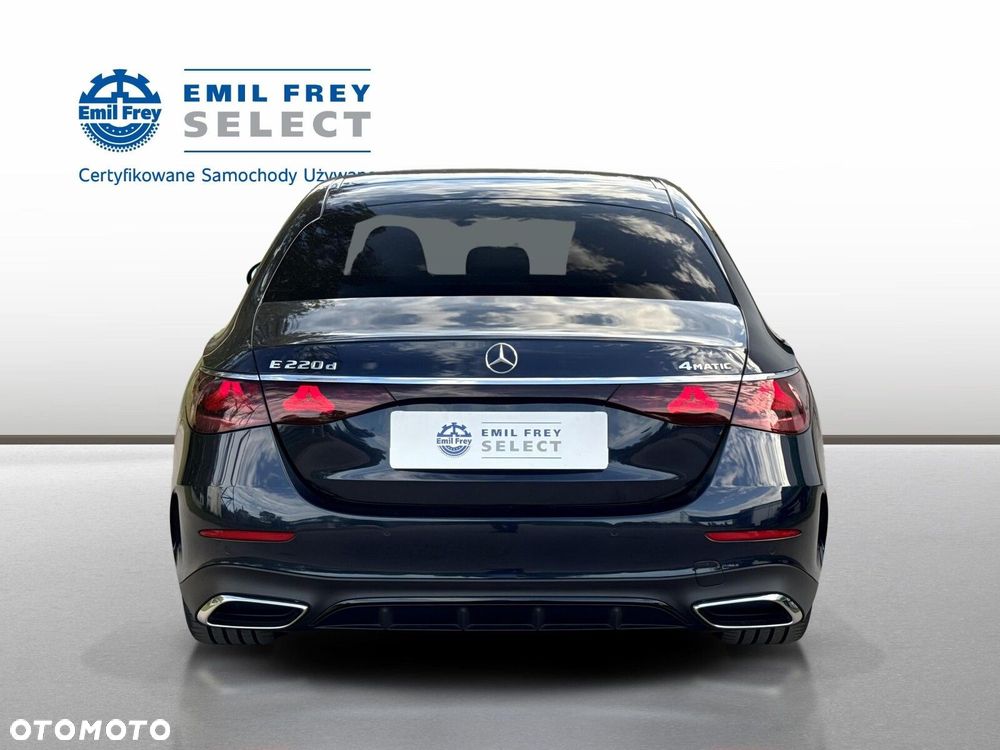 Mercedes-Benz E-Class 2025 photo 4