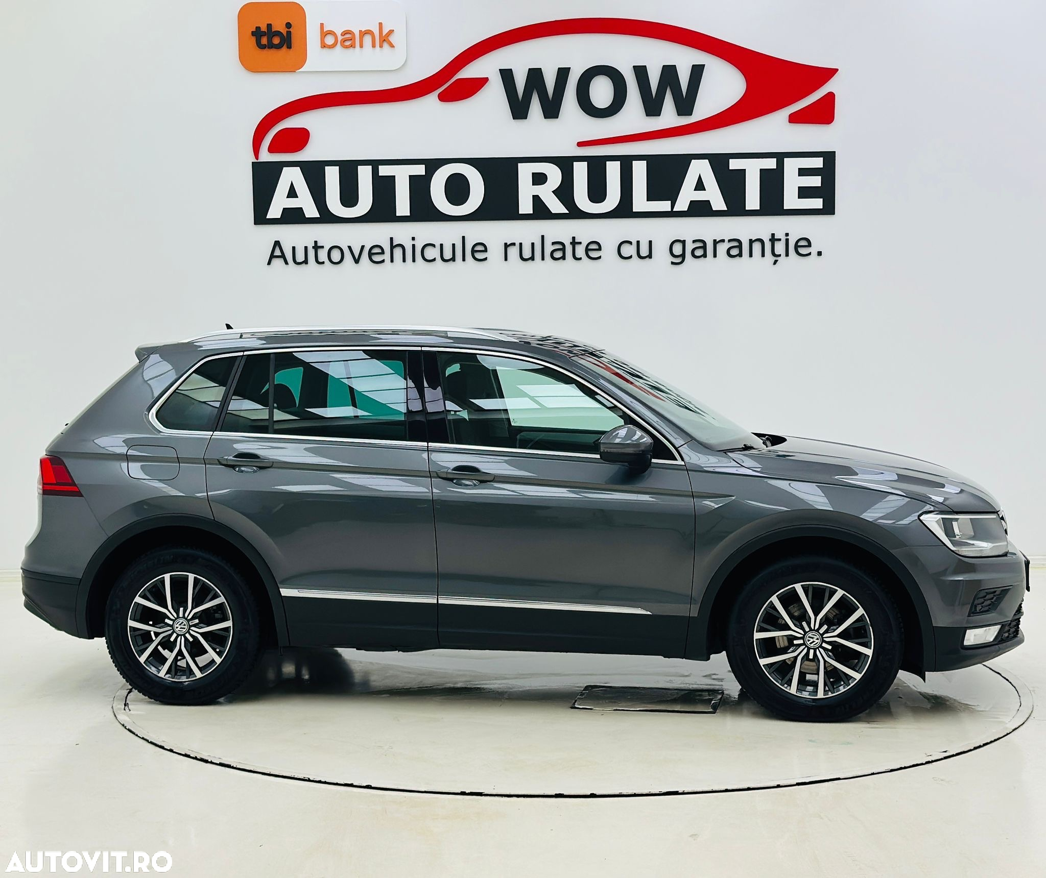 Volkswagen Tiguan - 14
