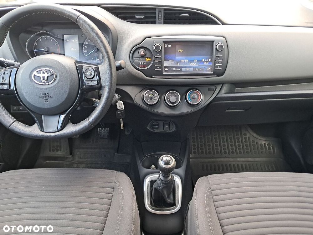 Toyota Yaris - 3