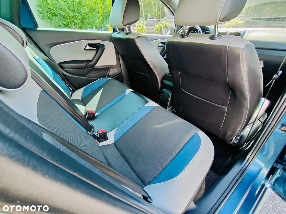 Volkswagen Polo - 16