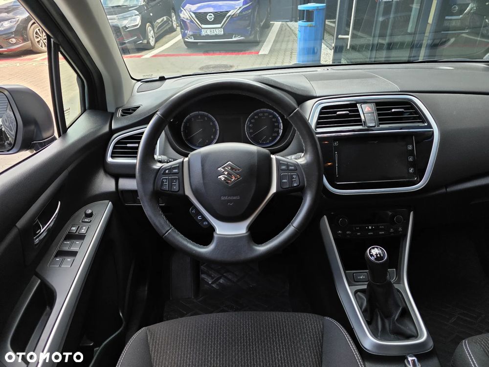 Suzuki SX4 S-Cross 1.0 T Premium - 9