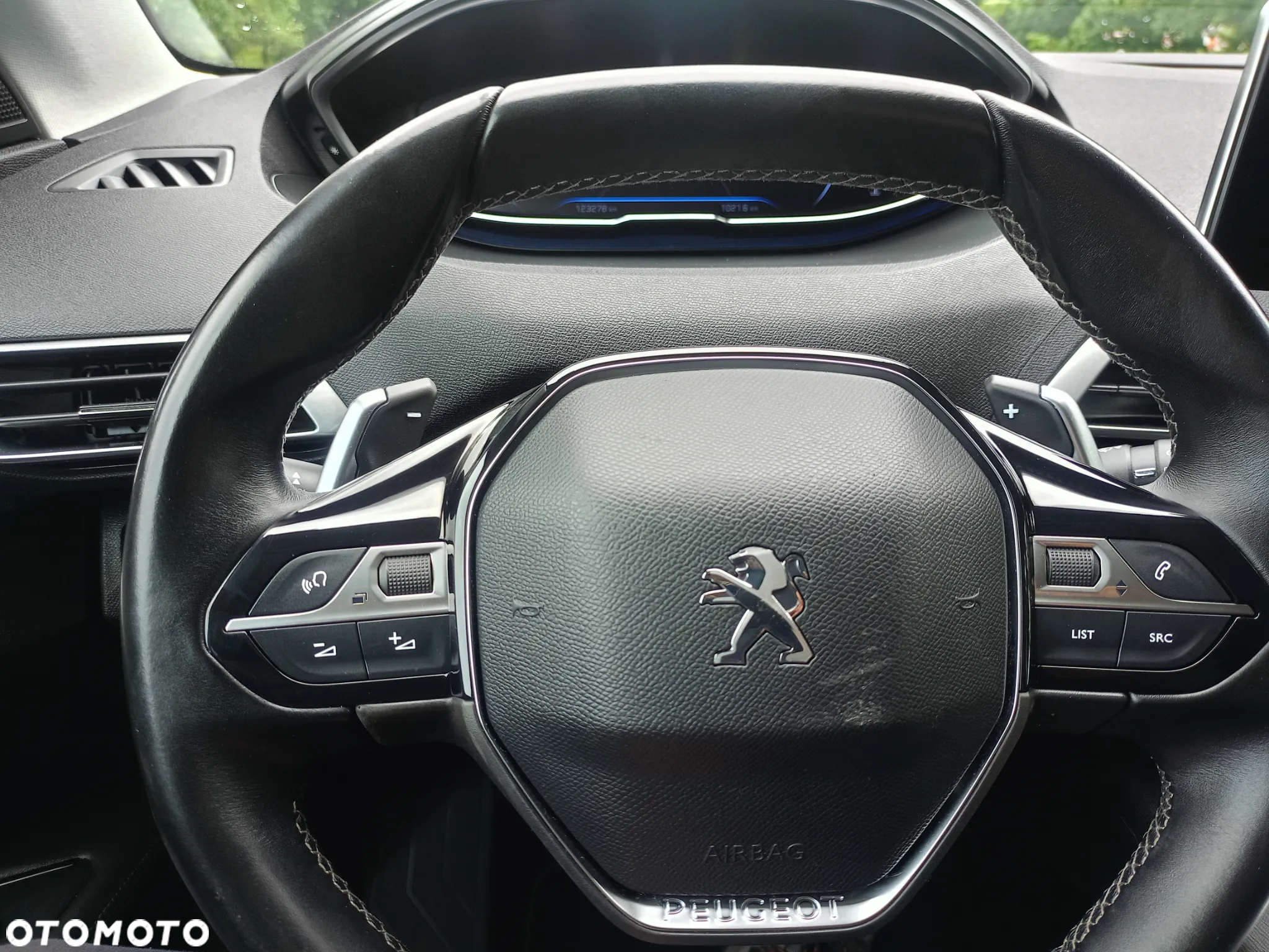 Peugeot 3008 BlueHDi 130 Stop & Start EAT8 Allure - 20