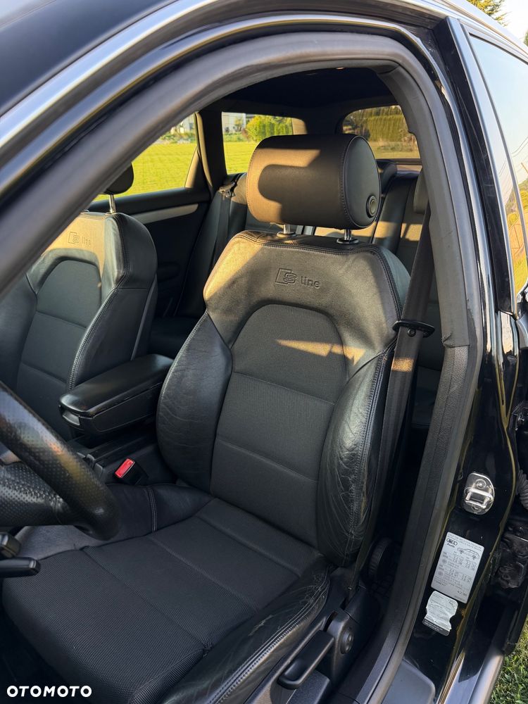 Audi A4 Avant 2.0 TDI - 14
