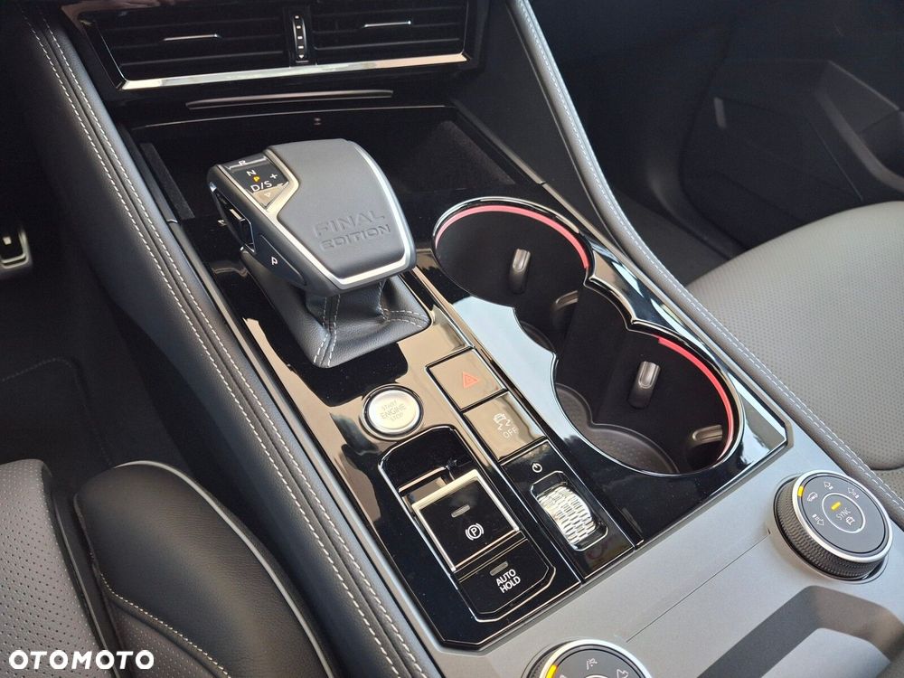 Volkswagen Touareg 3.0 V6 TDI 4Motion R-Line Final Edition - 33