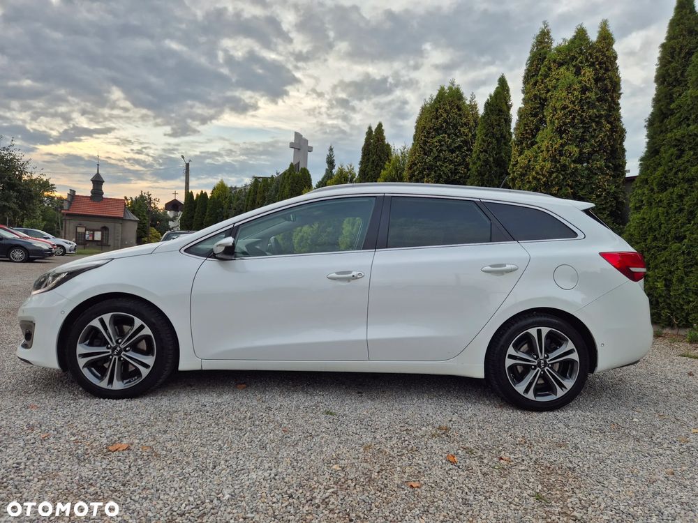 Hyundai i40 i40cw 1.6 Fifa World Cup Edition - 4