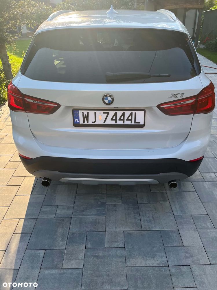 BMW X1 xDrive25i xLine - 15