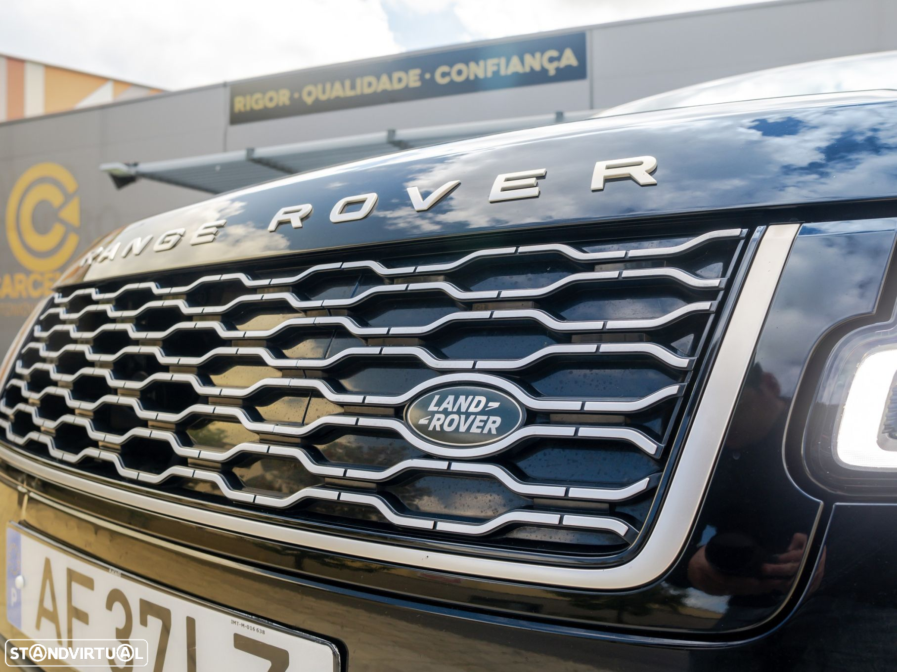 Land Rover Range Rover 2.0 Si4 PHEV Fifty Anniversary - 24