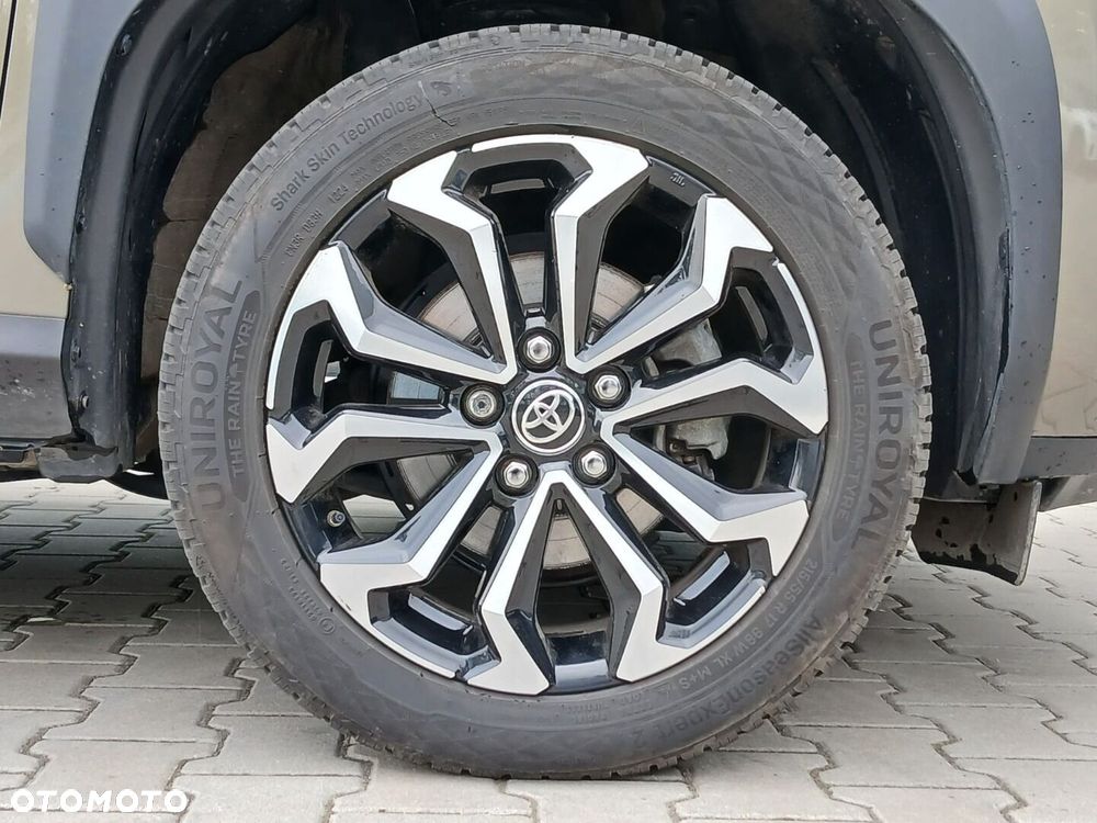 Toyota Yaris Cross Hybrid 1.5 Comfort 4x4 - 39