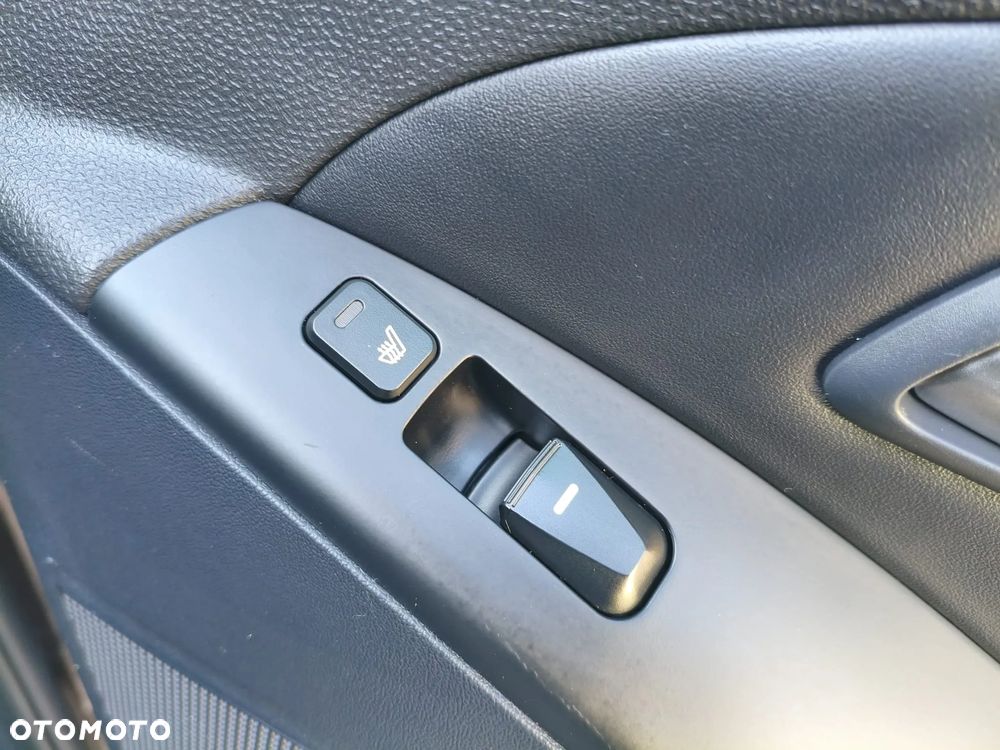 Hyundai ix35 1.7 CRDi 2WD blue Style - 33