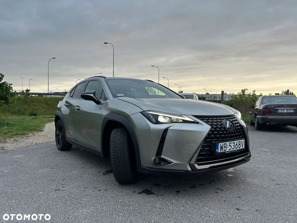 Lexus UX 250h F Sport 2WD - 7
