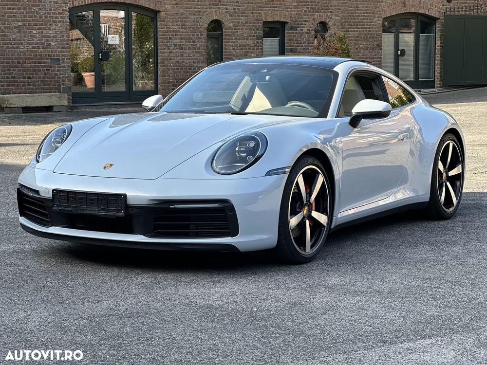 Porsche 992 - 1