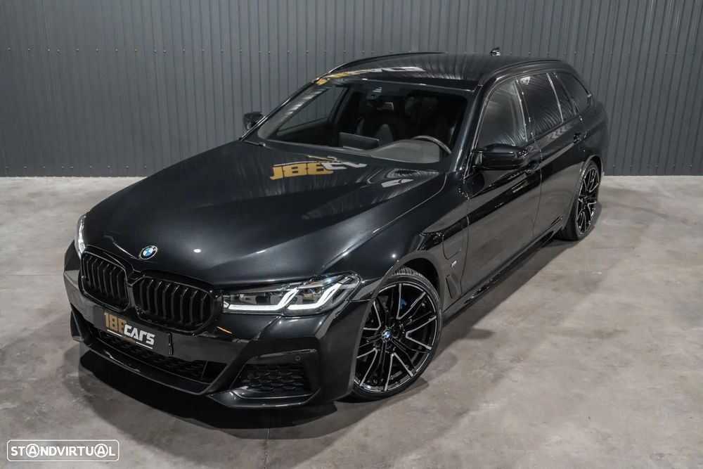 BMW 530 e Pack Desportivo M - 32