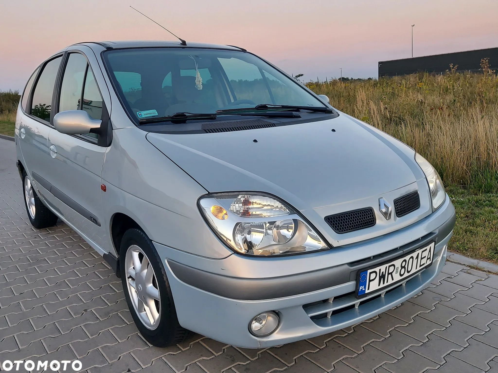 Renault Scenic 1.6 16V Privilege - 1