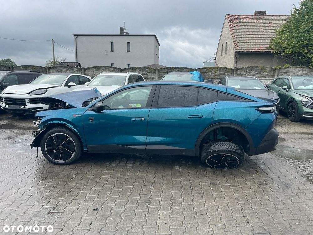 Peugeot 408 2026 photo 3
