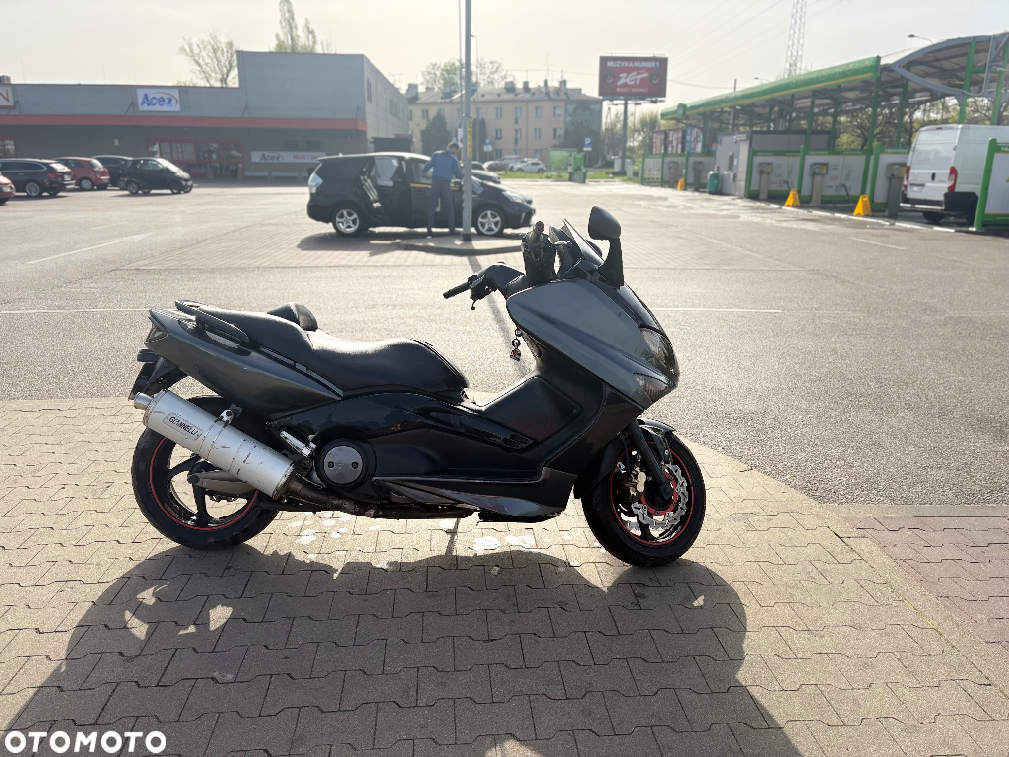 Yamaha Tmax - 4