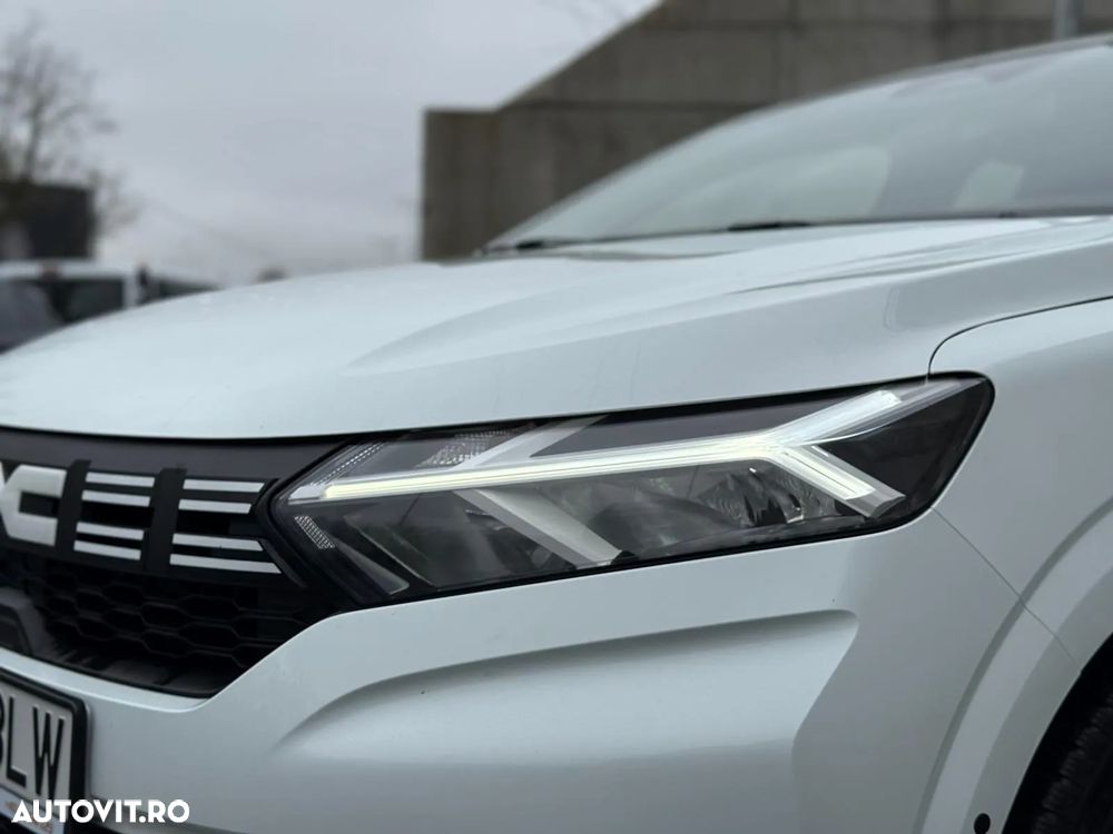 Dacia Logan TCe 90 MT6 Expression - 4